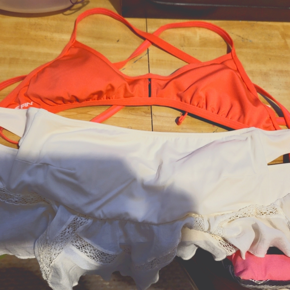 2 for 1 Swim Tops🥰